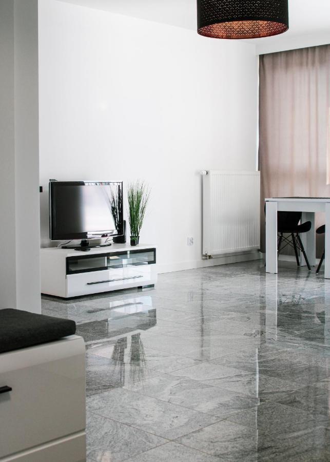Apartament White-Niska Z Garazem Podziemnym Kielce Ngoại thất bức ảnh